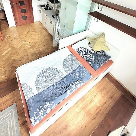 Modern Apartment Few Steps From Centre ปราก ภายนอก รูปภาพ